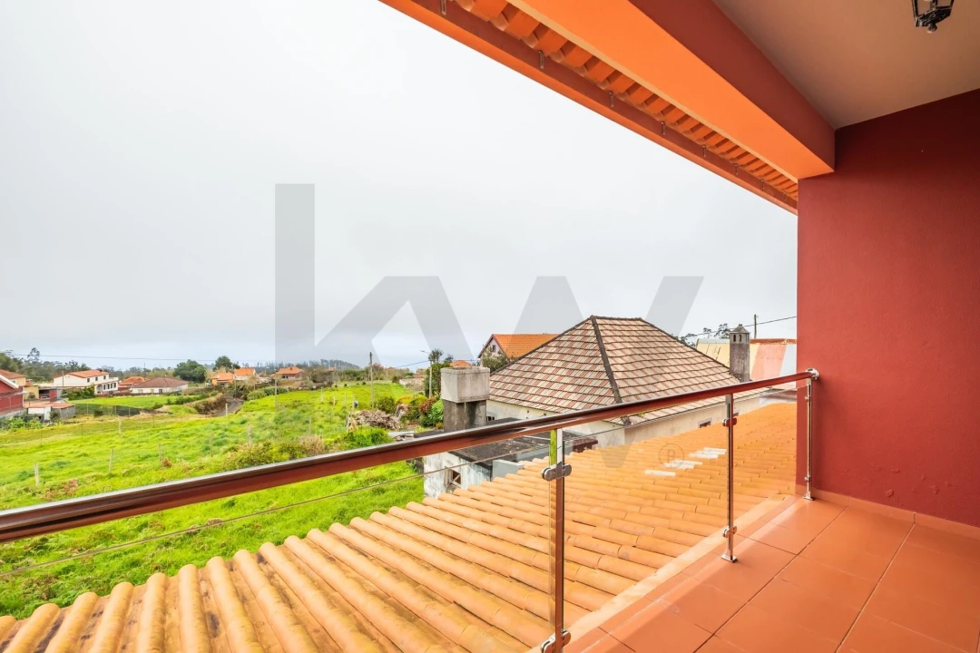 Moradia T3 para Venda em Porto Moniz Foto 49