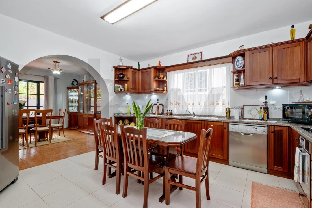 Moradia T3 para Venda em Porto Moniz Foto 14