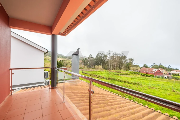 Moradia T3 para Venda em Porto Moniz Foto 50