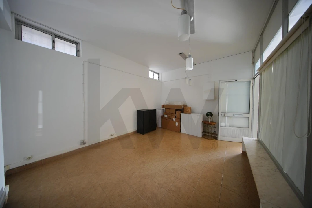 Loja para Venda em Oeiras e São Julião da Barra, Paço de Arcos e Caxias Foto 5