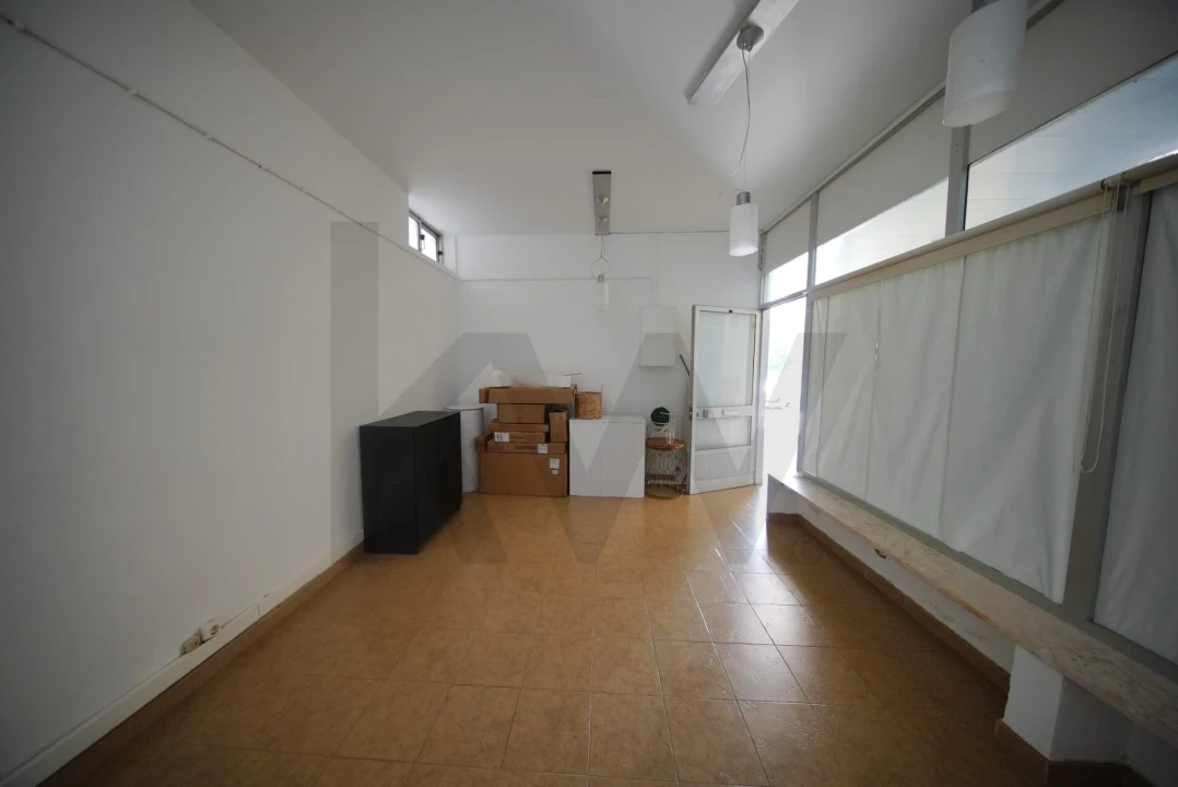 Loja para Venda em Oeiras e São Julião da Barra, Paço de Arcos e Caxias Foto 6