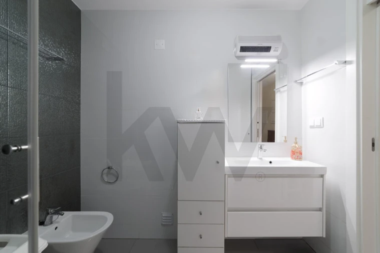Apartamento T2 para Venda em Vila Real de Santo Antonio Foto 14