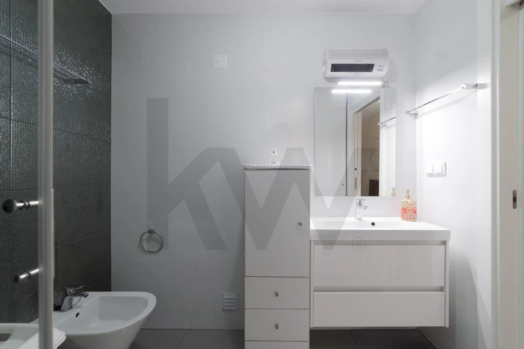 Apartamento T2 para Venda em Vila Real de Santo Antonio Foto 14