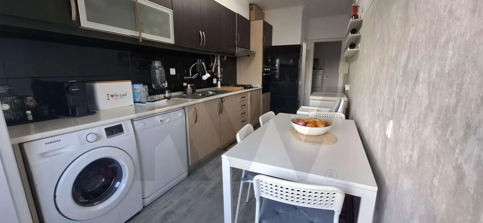 Apartamento T2 para Venda em Seixal, Arrentela e Aldeia de Paio Pires Foto 9