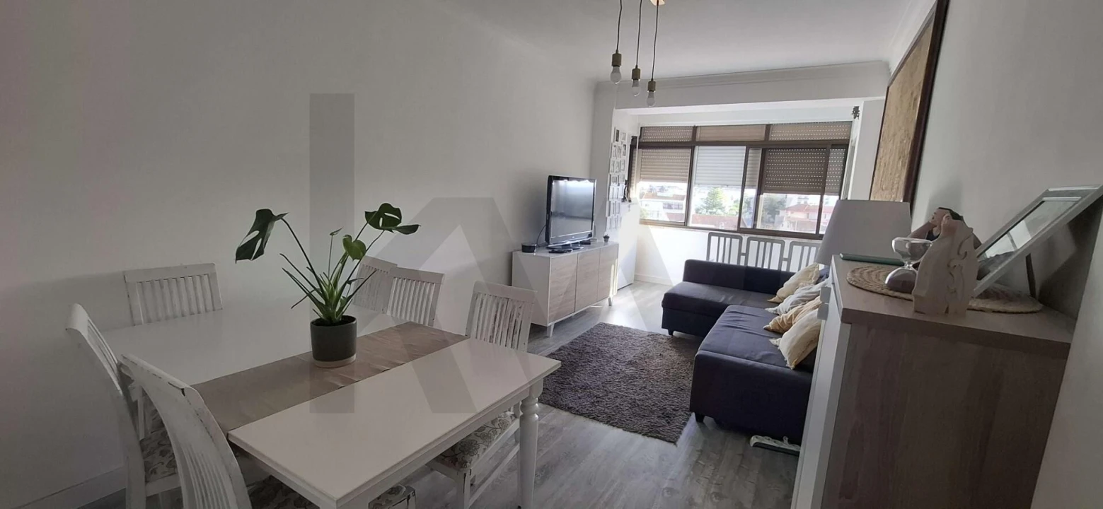 Apartamento T2 para Venda em Seixal, Arrentela e Aldeia de Paio Pires Foto 1