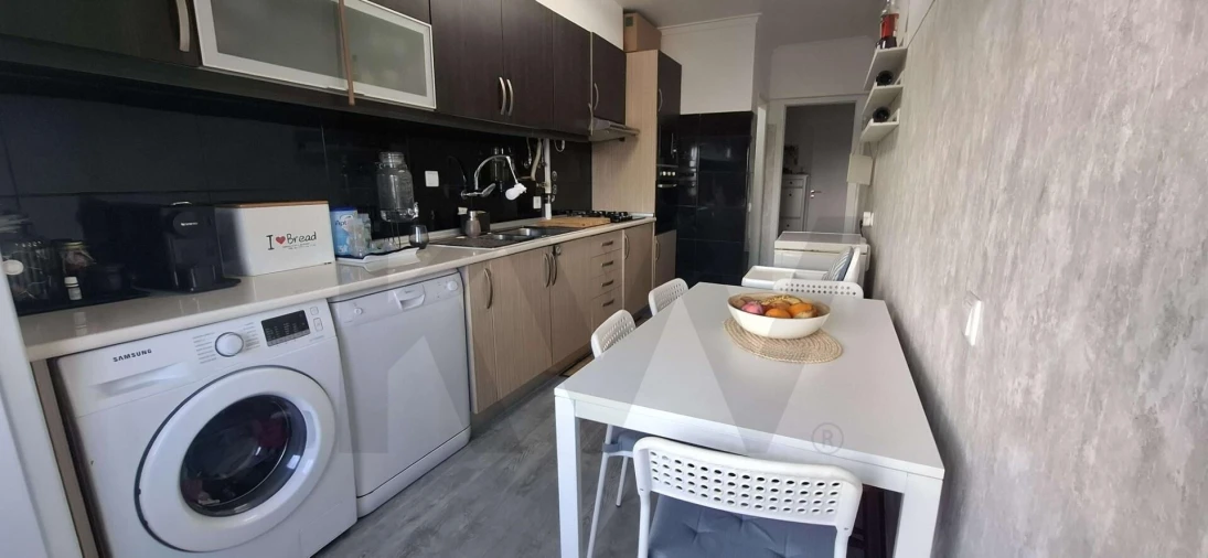 Apartamento T2 para Venda em Seixal, Arrentela e Aldeia de Paio Pires Foto 9