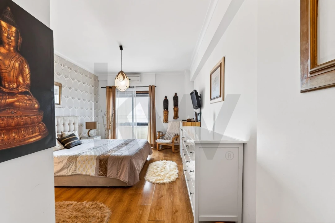 Apartamento T4 para Venda em Póvoa de Santa Iria e Forte da Casa Foto 18