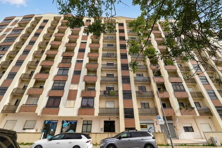 Apartamento T4 para Venda em Póvoa de Santa Iria e Forte da Casa Foto 27