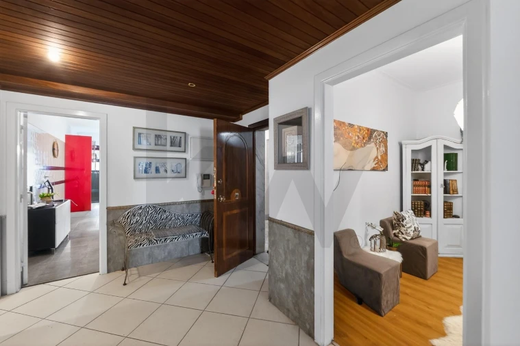 Apartamento T4 para Venda em Póvoa de Santa Iria e Forte da Casa Foto 24