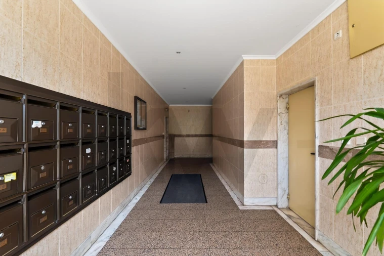 Apartamento T4 para Venda em Póvoa de Santa Iria e Forte da Casa Foto 26