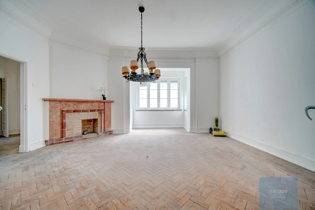 Apartamento T5 para Venda em Avenidas Novas Foto 6