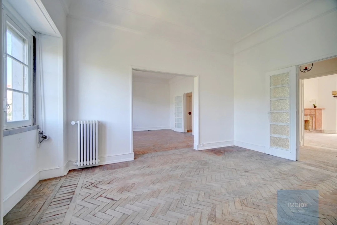 Apartamento T5 para Venda em Avenidas Novas Foto 30