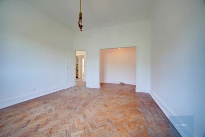 Apartamento T5 para Venda em Avenidas Novas