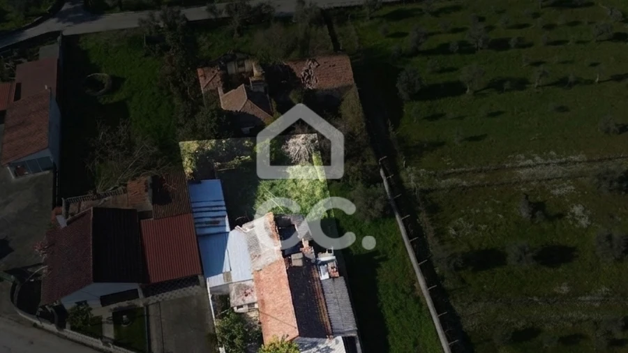 Moradia T3 para Venda em Chão de Couce