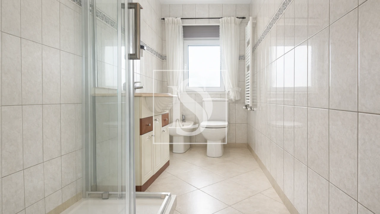 Moradia T7 para Venda em Alqueidão Foto 53