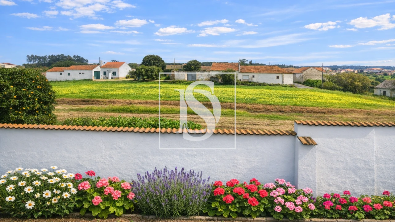 Moradia T7 para Venda em Alqueidão Foto 58