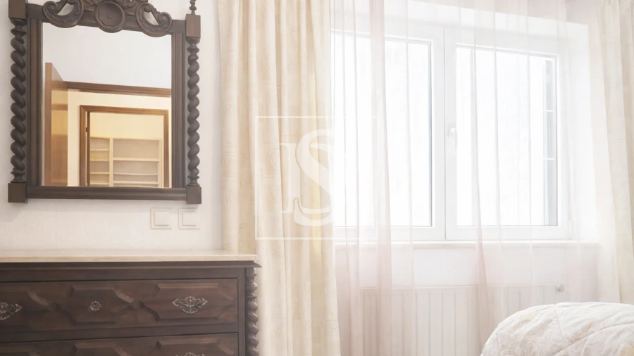 Moradia T7 para Venda em Alqueidão Foto 10