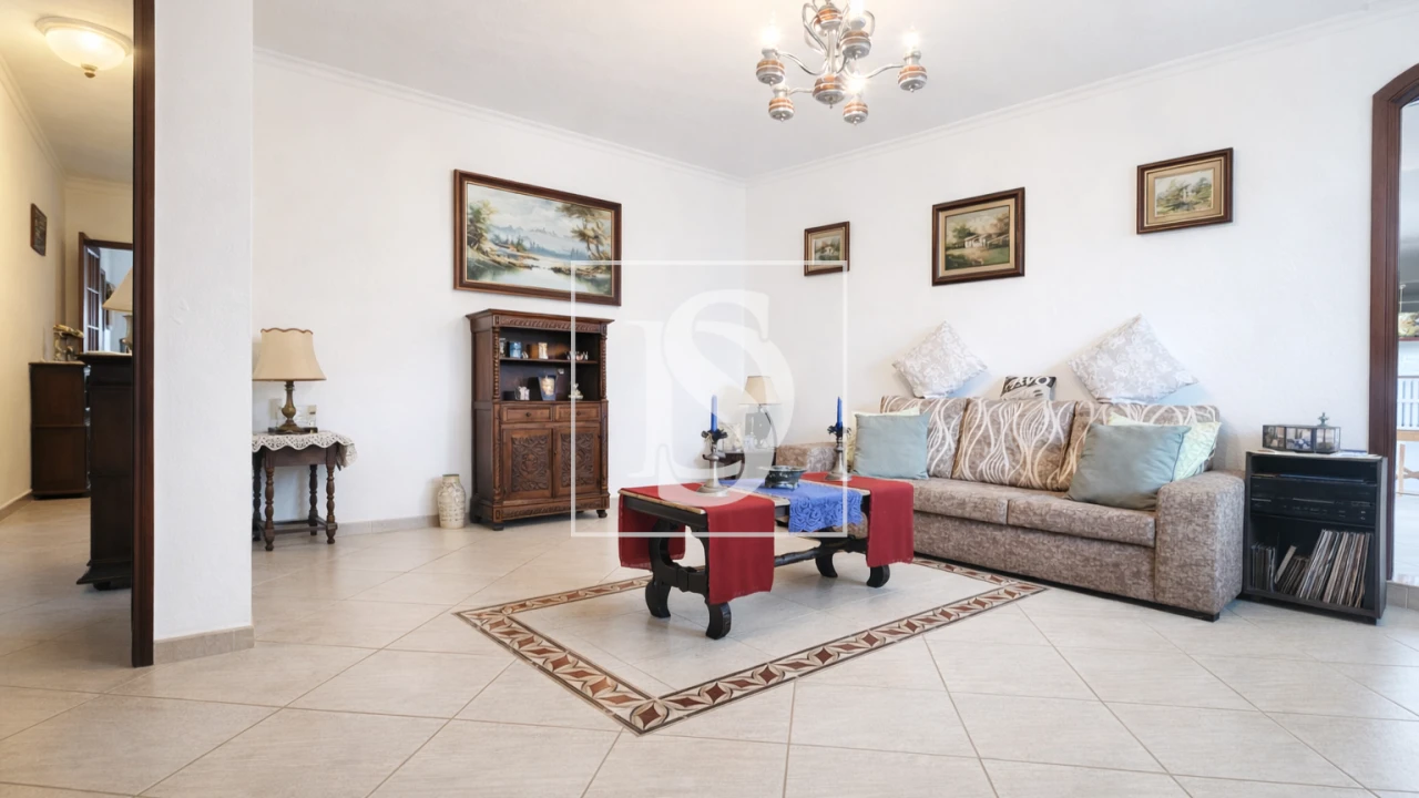 Moradia T7 para Venda em Alqueidão Foto 15