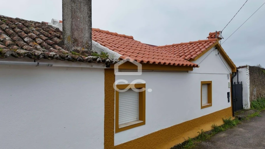 Moradia T2 para Venda em Mouriscas Foto 6