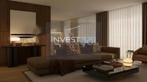 Apartamento T4 para Venda em Lordelo do Ouro e Massarelos