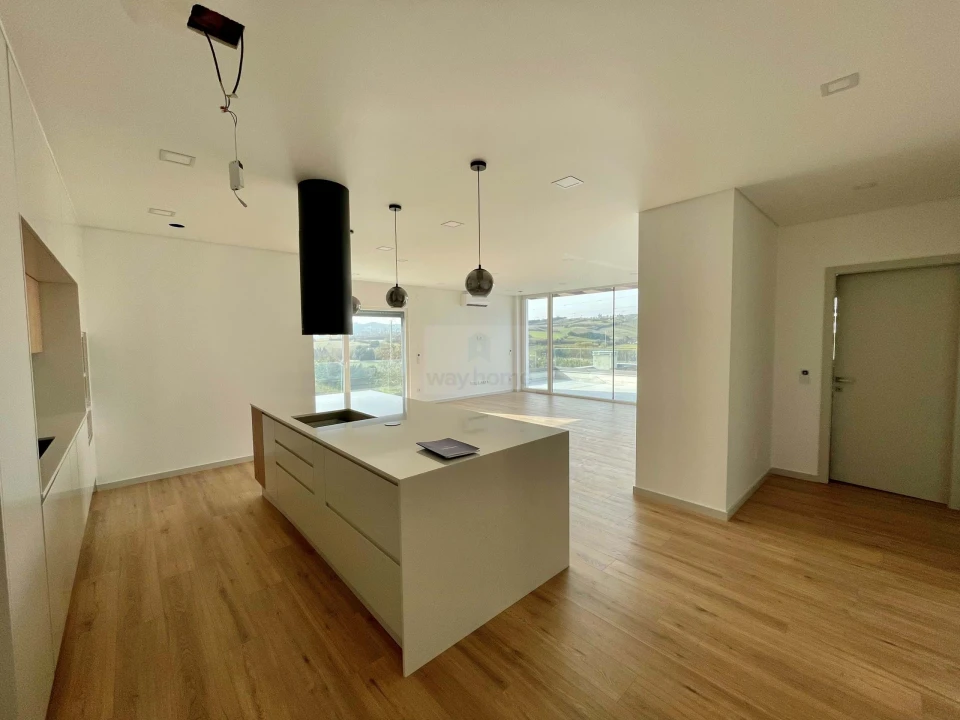 Apartamento T3 para Venda em Lourinhã e Atalaia Foto 2