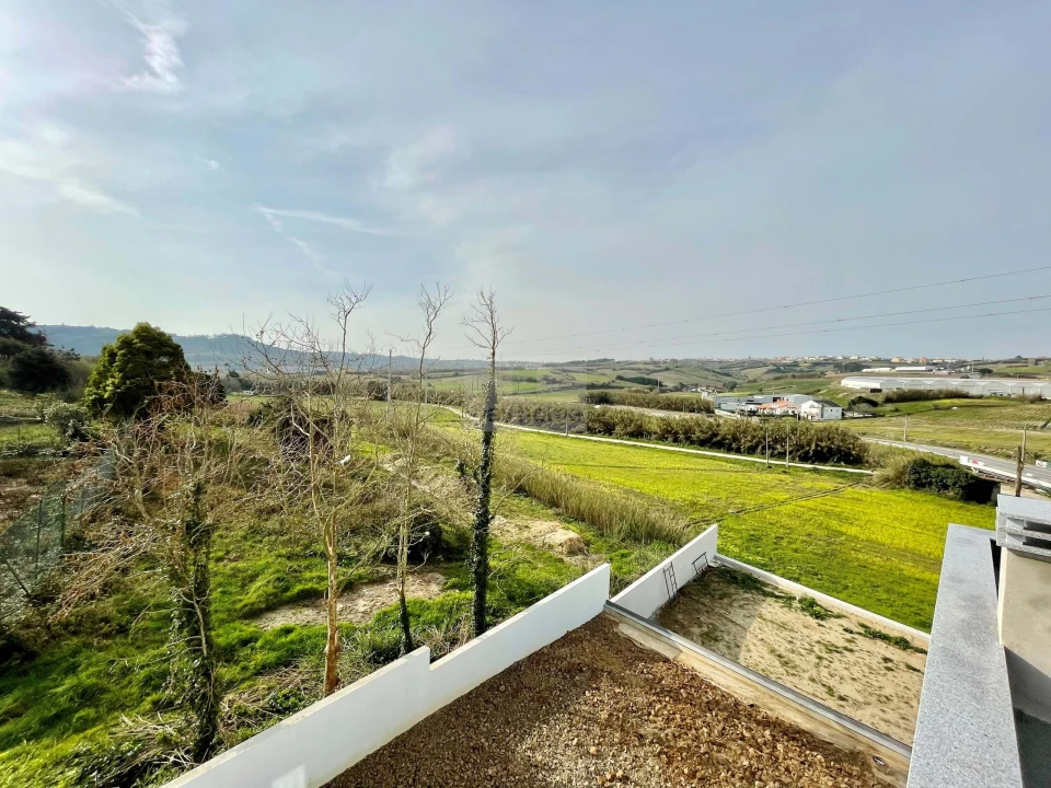 Apartamento T3 para Venda em Lourinhã e Atalaia Foto 29