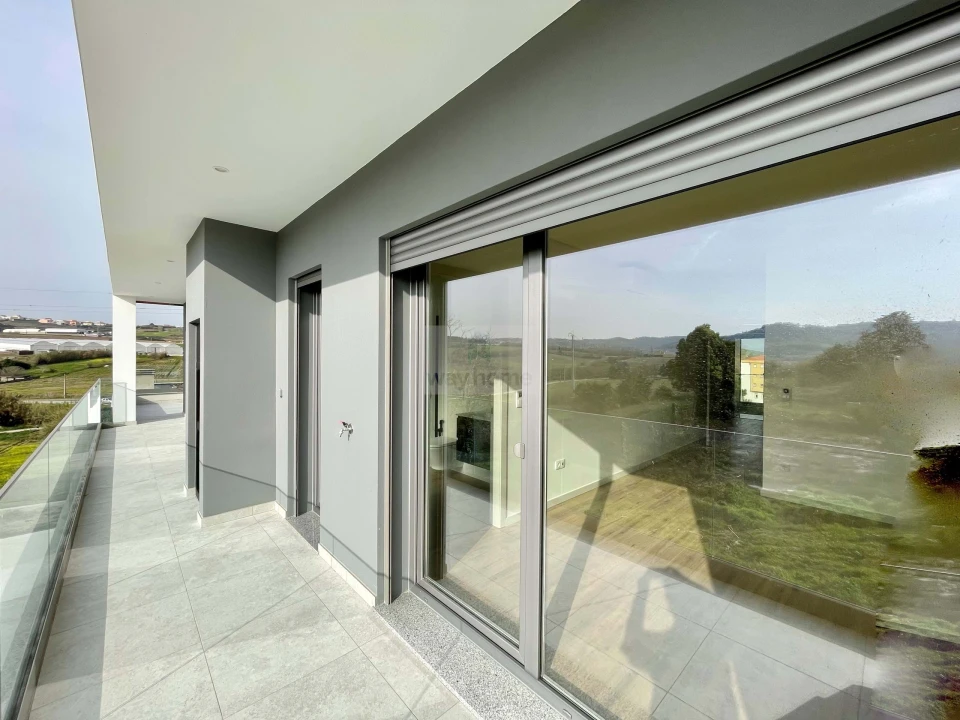 Apartamento T3 para Venda em Lourinhã e Atalaia Foto 9