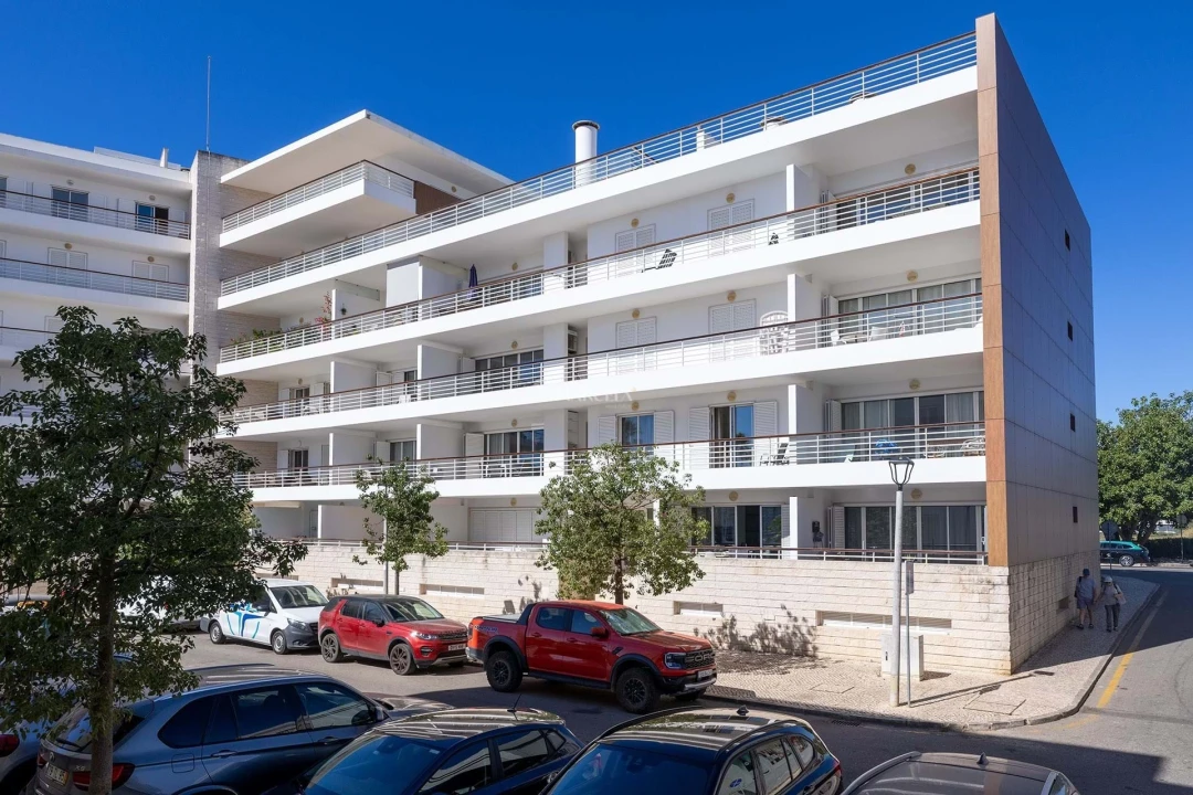 Apartamento T2 para Arrendamento em Lagos (São Sebastião e Santa Maria) Foto 4