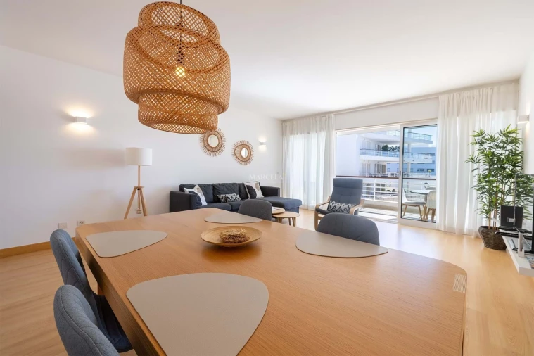 Apartamento T2 para Arrendamento em Lagos (São Sebastião e Santa Maria) Foto 7