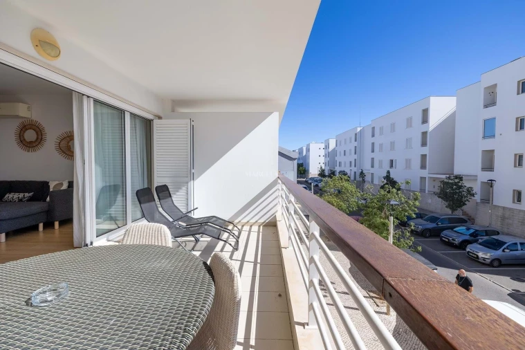Apartamento T2 para Arrendamento em Lagos (São Sebastião e Santa Maria) Foto 8