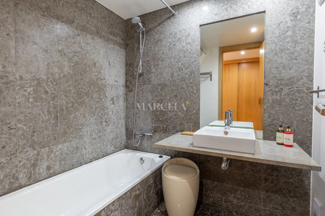 Apartamento T2 para Arrendamento em Lagos (São Sebastião e Santa Maria) Foto 44