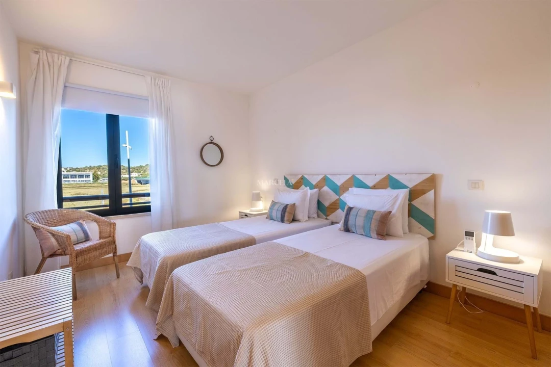 Apartamento T2 para Arrendamento em Lagos (São Sebastião e Santa Maria) Foto 20