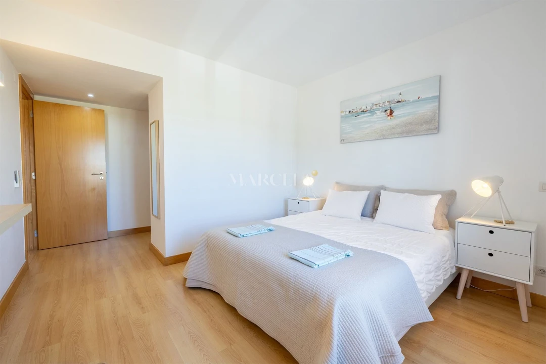 Apartamento T2 para Arrendamento em Lagos (São Sebastião e Santa Maria) Foto 47