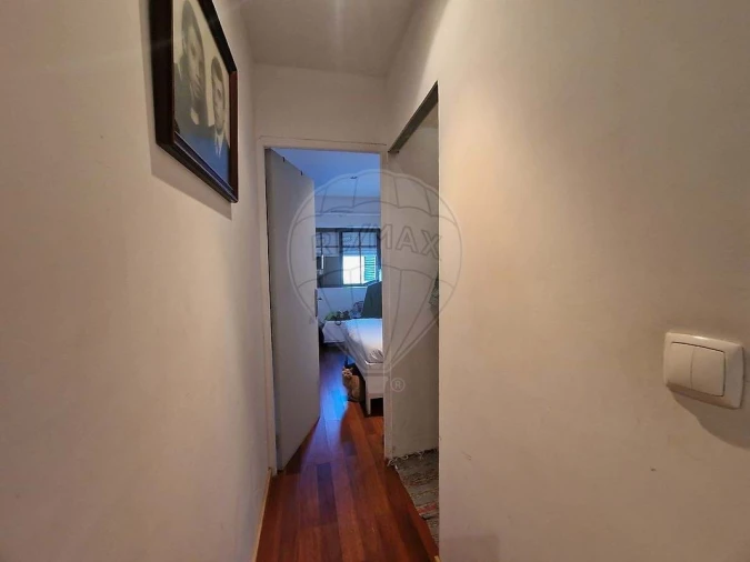 Apartamento T2 para Venda em Ramada e Caneças Foto 10