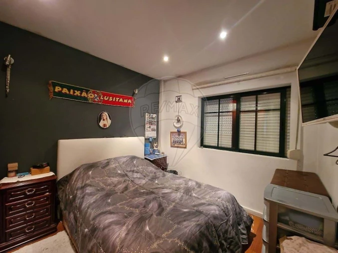 Apartamento T2 para Venda em Ramada e Caneças Foto 11