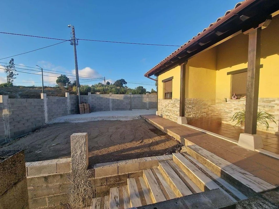 Moradia T3 para Venda em Agualva e Mira-Sintra Foto 4