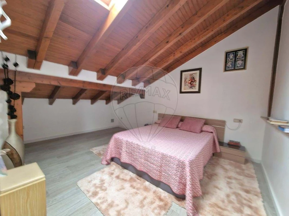 Moradia T3 para Venda em Agualva e Mira-Sintra Foto 17