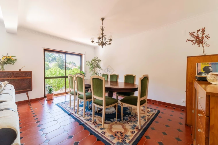 Moradia T6 para Venda em Agualva e Mira-Sintra Foto 7