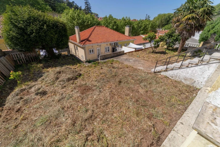 Moradia T6 para Venda em Agualva e Mira-Sintra Foto 30