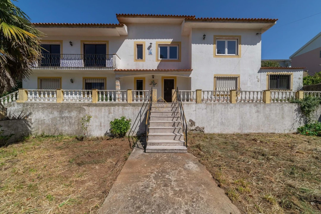 Moradia T6 para Venda em Agualva e Mira-Sintra Foto 29