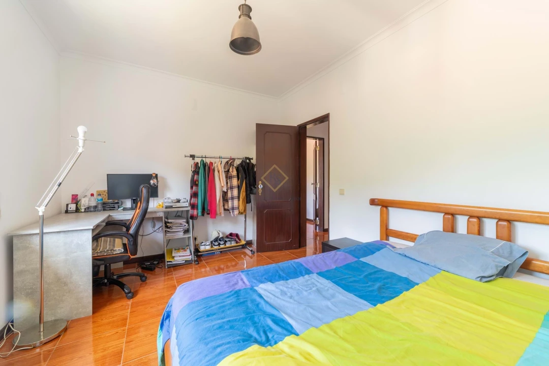 Moradia T6 para Venda em Agualva e Mira-Sintra Foto 23