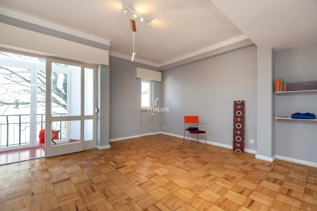 Apartamento T2 para Arrendamento em Oeiras e São Julião da Barra, Paço de Arcos e Caxias Foto 1