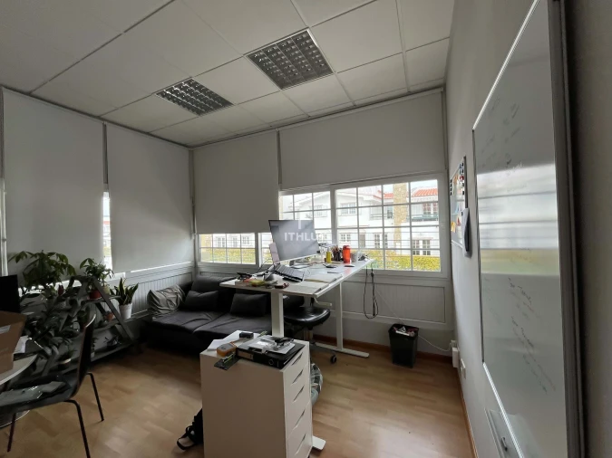 Escritório para Arrendamento em Alcabideche Foto 1