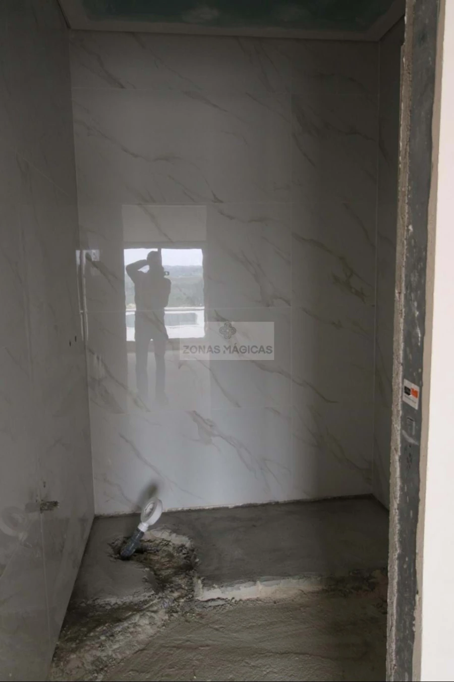 Moradia T4 para Venda em Mexilhoeira Grande Foto 27