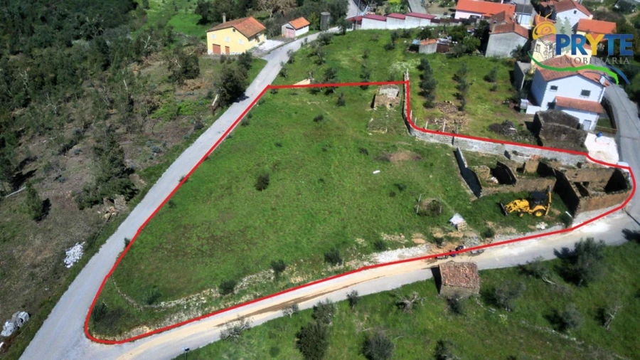 Moradia T3 para Venda em Sertã Foto 7