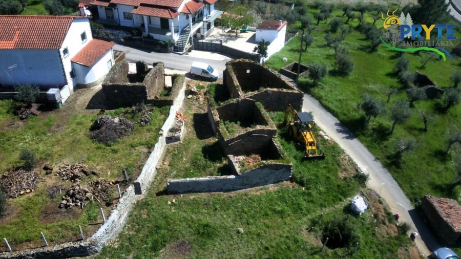 Moradia T3 para Venda em Sertã Foto 12