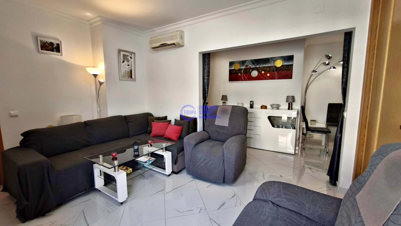 Apartamento T2 para Venda em Armação de Pera Foto 2
