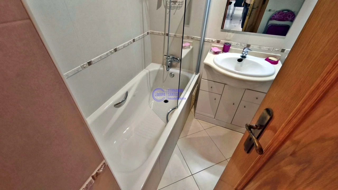 Apartamento T2 para Venda em Armação de Pera Foto 22