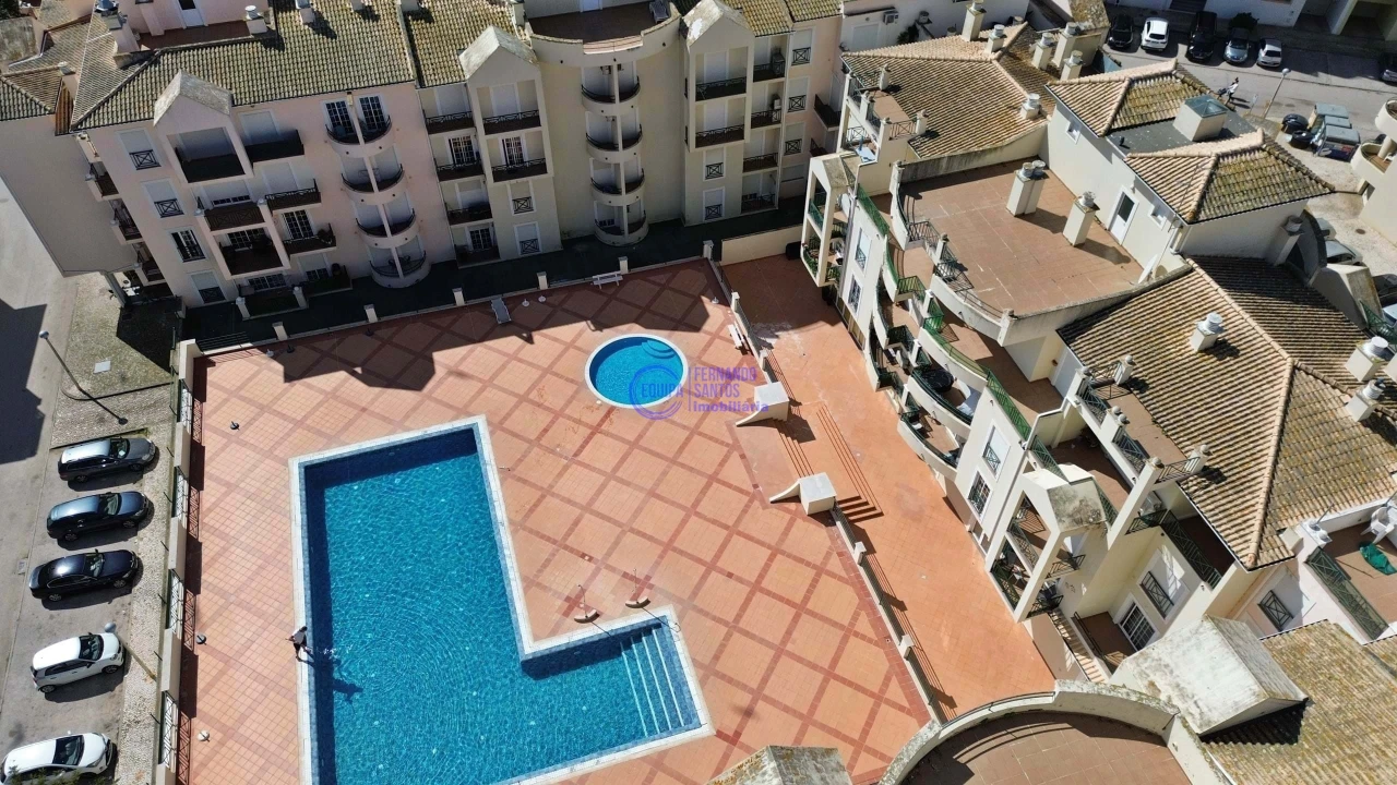 Apartamento T2 para Venda em Armação de Pera Foto 4