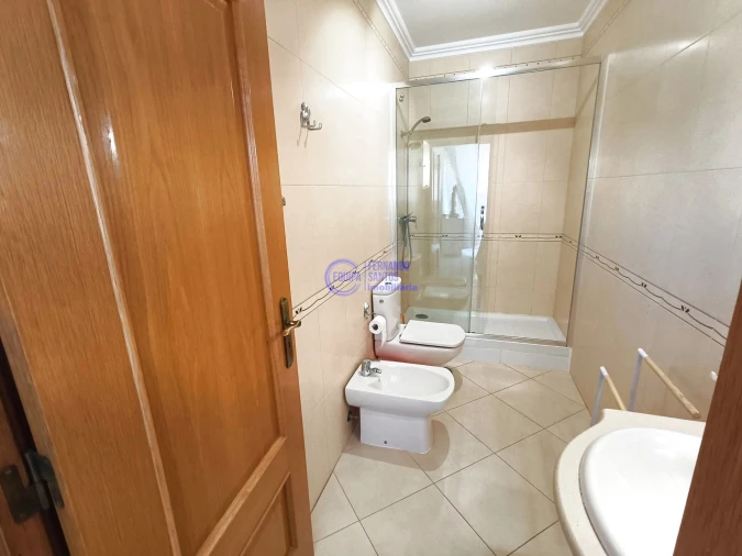 Apartamento T2 para Venda em Armação de Pera Foto 11